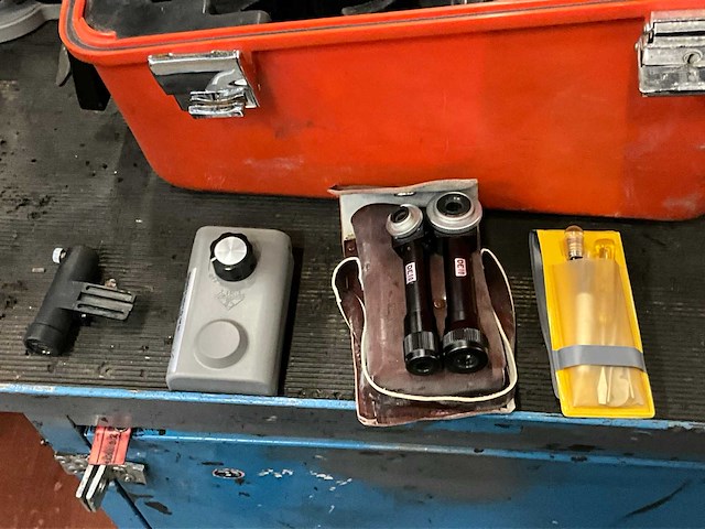 Sokkisha ts20a theodoliet + statief + meetstok - afbeelding 12 van  13