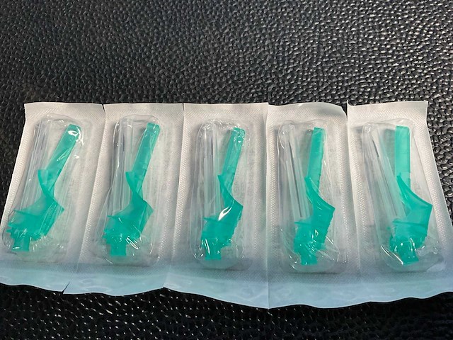 Sol-care - veilige i.v. naalden - 21gx1½", (box/100) (70x) - afbeelding 4 van  9