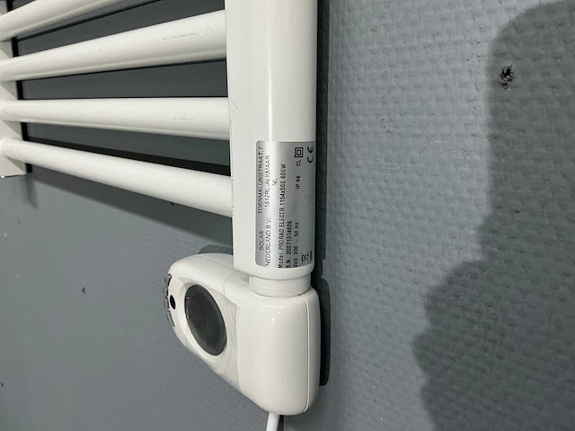 Solar - prorad electr - designradiator 50 x 115 cm - afbeelding 2 van  10