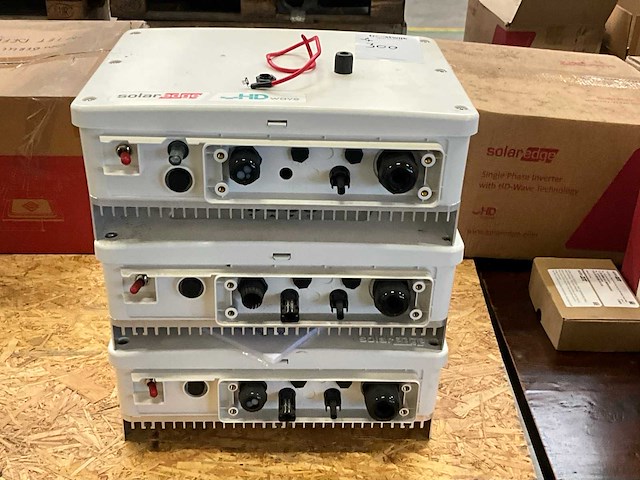 Solar edge omvormer (3x) - afbeelding 1 van  9