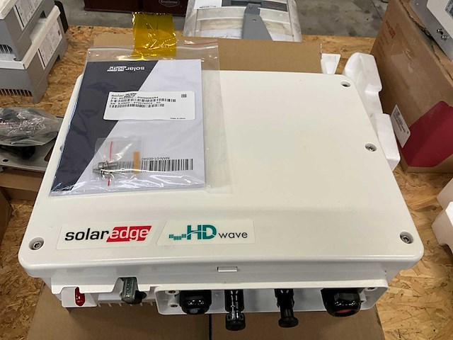 Solar edge se2200h omvormer - afbeelding 1 van  5