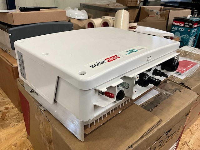 Solar edge se3000h omvormer (2x) - afbeelding 4 van  5
