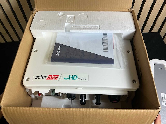 Solar edge se3680h omvormer - afbeelding 3 van  4