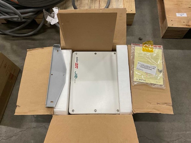 Solar edge se6000h omvormer - afbeelding 1 van  4