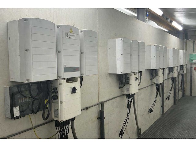 Solar edge zonnecel productiemachine - afbeelding 10 van  10