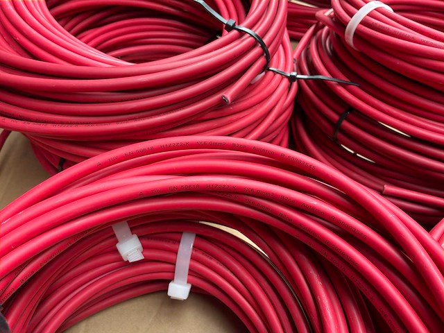 Solar kabel h1z2z2-k 6mm² rood (50x) - afbeelding 3 van  3
