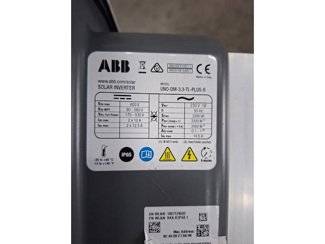 Solar omvormer , abb, uno-dm-33-tl-plus-b - afbeelding 3 van  5