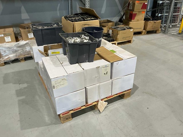 Solarconstruct asm-rh-uni universele dakhaak (650x) - afbeelding 1 van  6