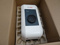 Solaredge - ev charger - wandlaadbox - afbeelding 1 van  2