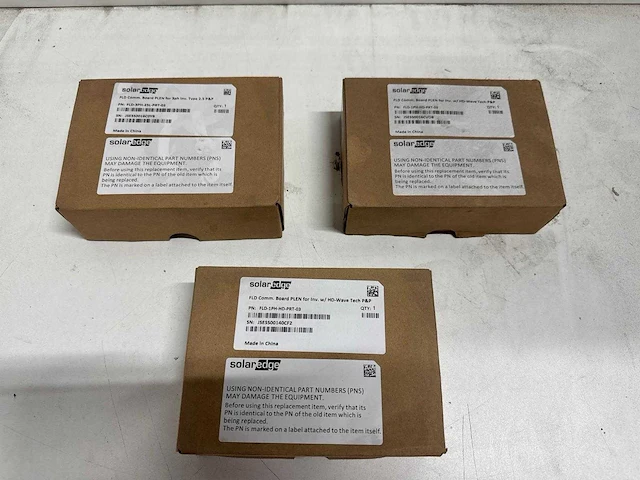 Solaredge - fld-1ph-hd-prt-03 / fld-3ph-25l-prt-03 - communicatiebord (3x) - afbeelding 1 van  7