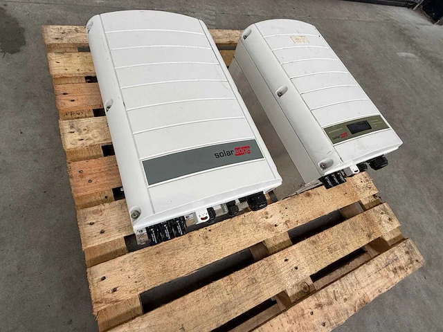 Solaredge - gebruikte 33.3 kw omvormer (2x) - afbeelding 2 van  4