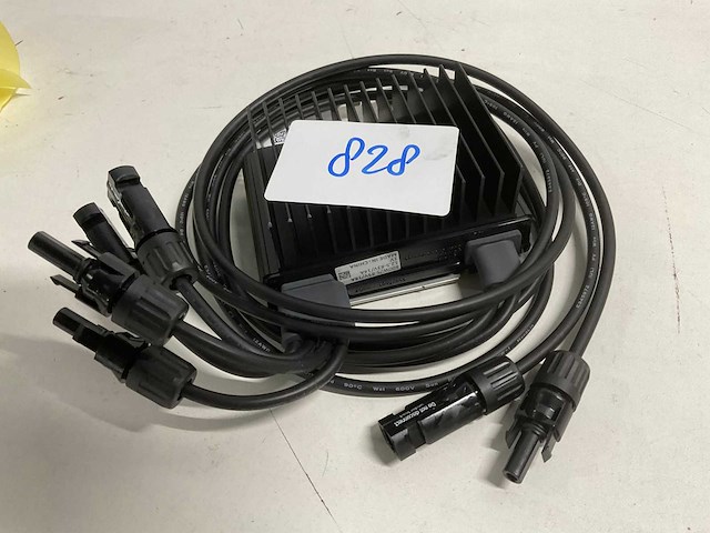 Solaredge - optimizer 650 /5-85v/15a (10x) - afbeelding 1 van  3