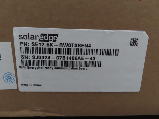 Solaredge - se12.5k-rw0t0ben4 - omvormer - afbeelding 3 van  3