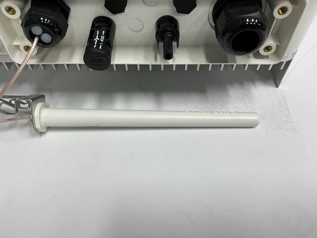 Solaredge - se2200h - omvormer - afbeelding 5 van  8