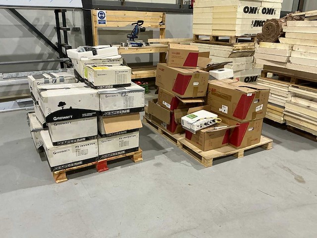 Solaredge en growatt omvormer (28x) - afbeelding 1 van  8