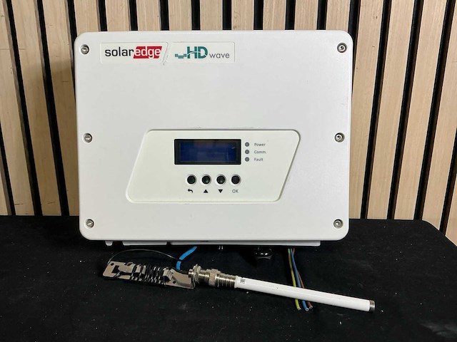 Solaredge se3000h omvormer - afbeelding 1 van  4