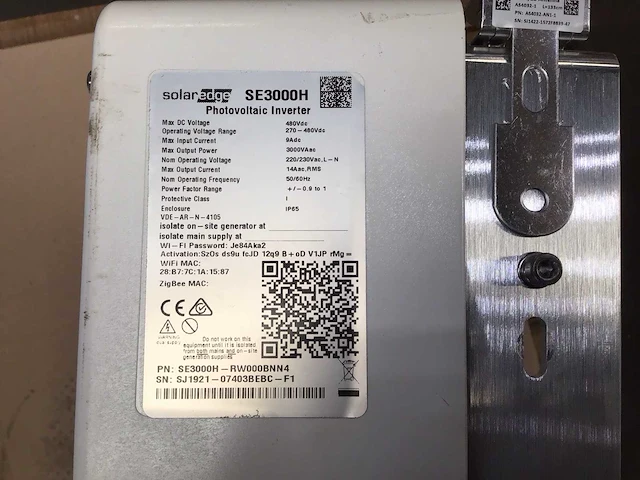 Solaredge se3000h omvormer - afbeelding 1 van  3