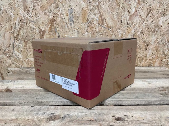 Solaredge se3680h-rw000bnn4 hd wave 1 fase omvormer - 3,68 kw (10x) - afbeelding 4 van  9