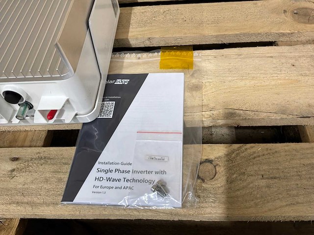 Solaredge se3680h-rw000bnn4 hd wave 1 fase omvormer - 3,68 kw (5x) - afbeelding 2 van  7