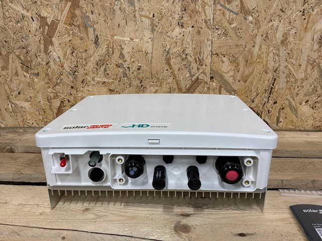 Solaredge se3680h-rw000bnn4 hd wave 1 fase omvormer - 3,68 kw (5x) - afbeelding 12 van  14