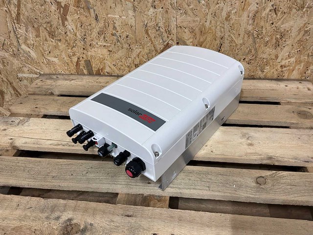 Solaredge se4k-rw0teben4 3 fase omvormer - afbeelding 8 van  8