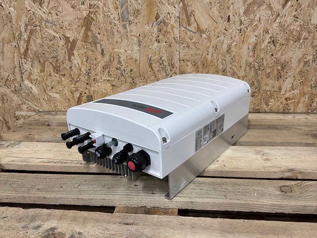 Solaredge se4k-rw0teben4 3 fase omvormer - afbeelding 4 van  7