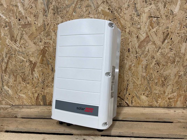 Solaredge se4k-rw0teben4 3 fase omvormer - afbeelding 1 van  16