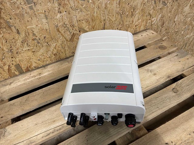 Solaredge se4k-rw0teben4 3 fase omvormer - afbeelding 11 van  11