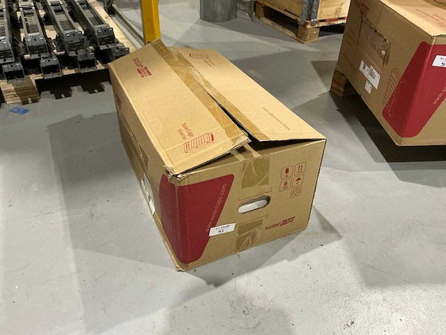 Solaredge se5k omvormer - afbeelding 1 van  4