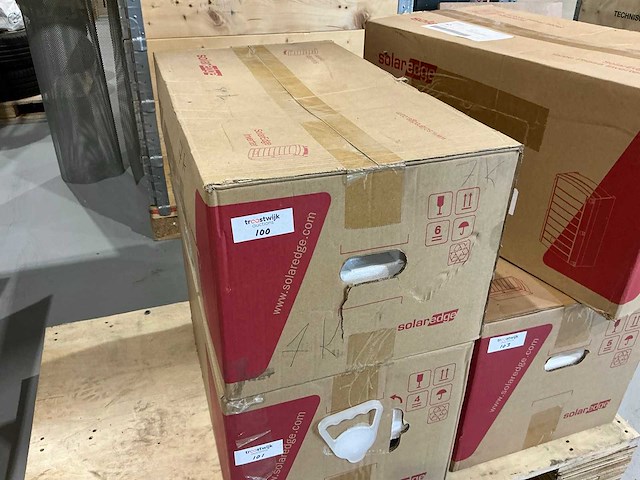 Solaredge se7k omvormer - afbeelding 1 van  2