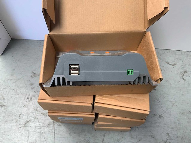 Solarfam - charge controller sx1050-eu-lid - overige zonne-energie (9x) - afbeelding 4 van  6