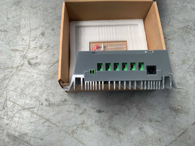 Solarfam - charter controller sx3055 - overige zonne-energie (10x) - afbeelding 2 van  5
