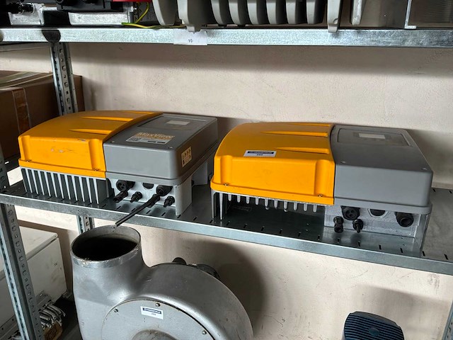 Solarmax 2000p omvormer (2x) - afbeelding 1 van  8