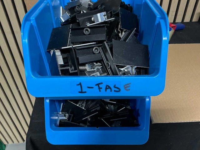 Solarstell 35mm aluminium eindklem zwart (100x) - afbeelding 4 van  4