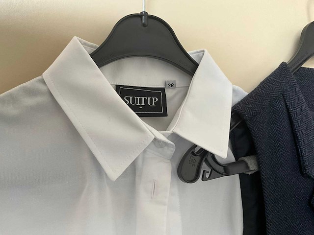 Soldaat van oranje horeca kleding - afbeelding 2 van  5
