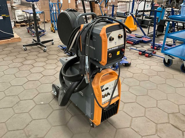Soldatech ml350yhg mig lasapparaat dubbel - afbeelding 1 van  7