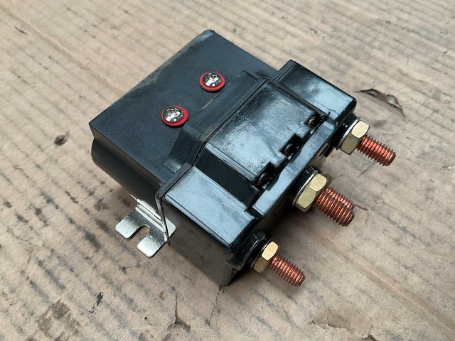Solenoïde (10x) - afbeelding 1 van  3