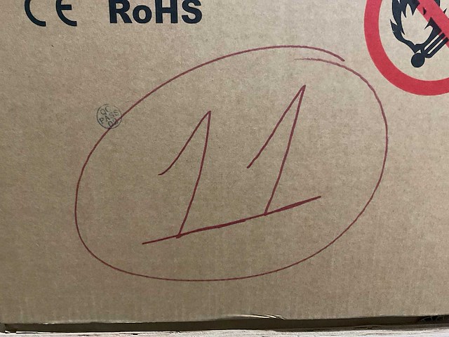 Solflow sfn-12sf1 propaan r290 warmtepomp 12kw ongebruikt - afbeelding 13 van  20