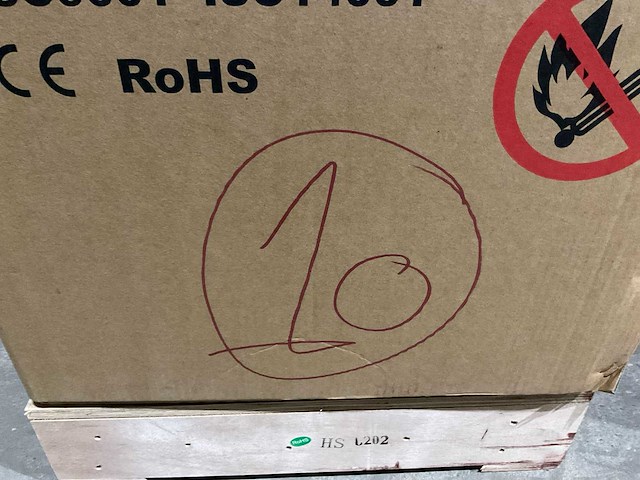 Solflow sfn-12sf1 propaan r290 warmtepomp 12kw ongebruikt - afbeelding 13 van  20