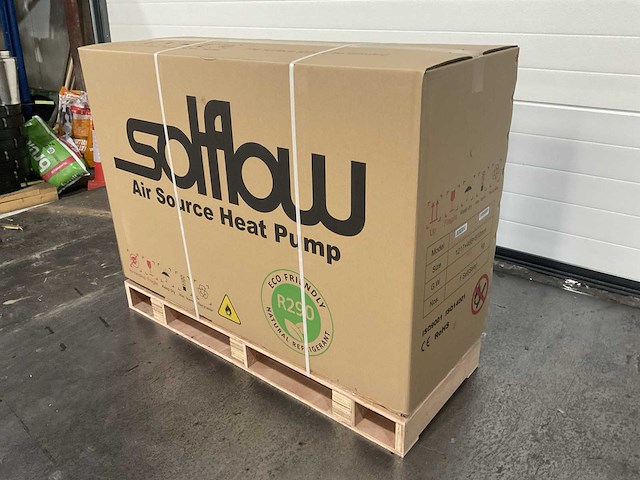 Solflow sfn-12sf1 propaan r290 warmtepomp 12kw ongebruikt - afbeelding 9 van  20