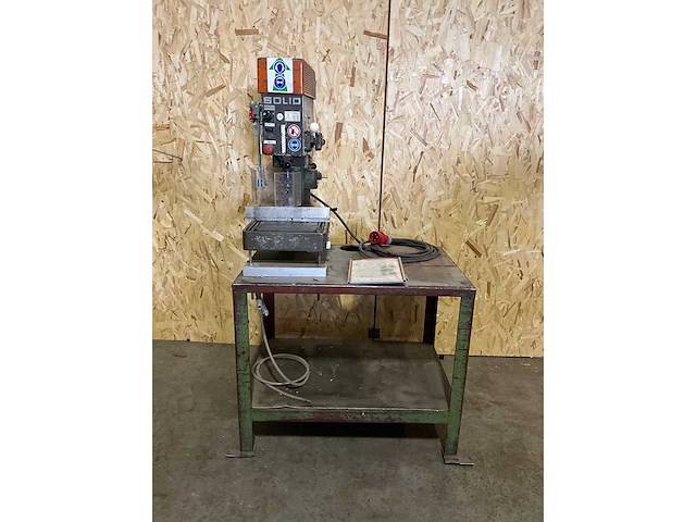 Solid - kolomboormachine + werkbank - afbeelding 1 van  6