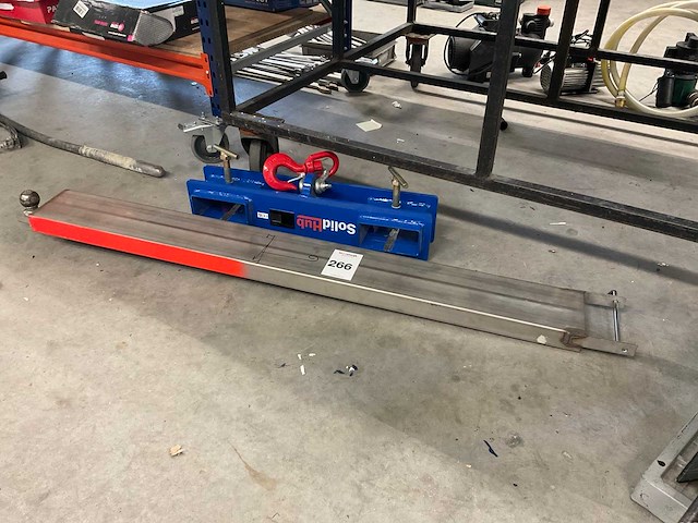 Solid hub heftruck lasthaak - afbeelding 1 van  6