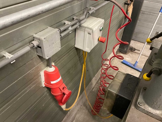 Solid r10 dubbele kolomboormachine - afbeelding 8 van  11