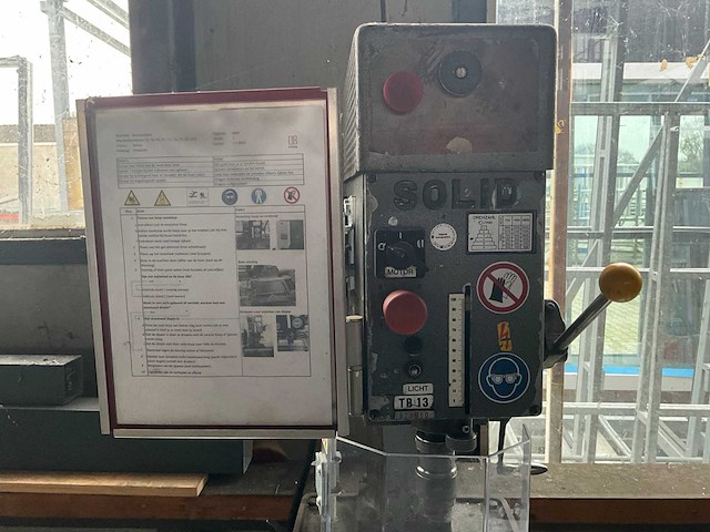 Solid tb13 kolomboormachine v.v. aanvoertafel - afbeelding 2 van  6