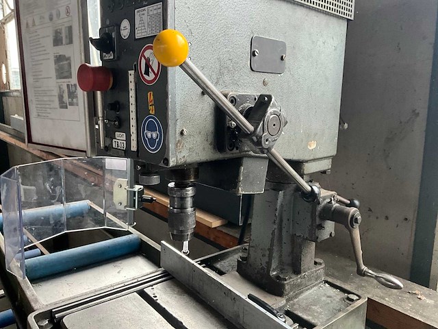 Solid tb13 kolomboormachine v.v. aanvoertafel - afbeelding 3 van  6