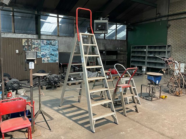 Solide ladder en trap - afbeelding 2 van  2