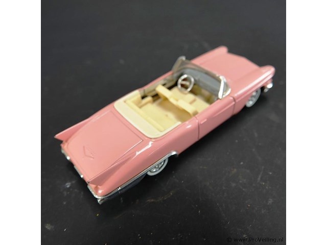 Solido 1957 cadillac biarritz eldorado roze #4500 - afbeelding 4 van  7
