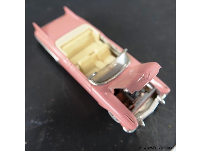 Solido 1957 cadillac biarritz eldorado roze #4500 - afbeelding 6 van  7