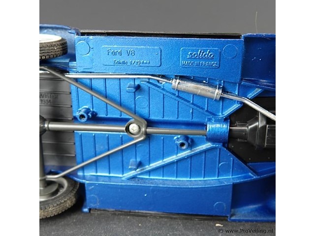 Solido die-cast model ford v8 - afbeelding 5 van  5