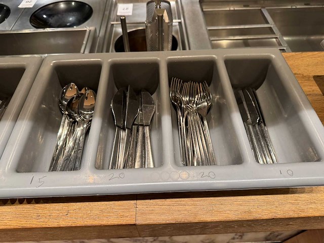 Solingen - 65-delige bestekset - afbeelding 2 van  4